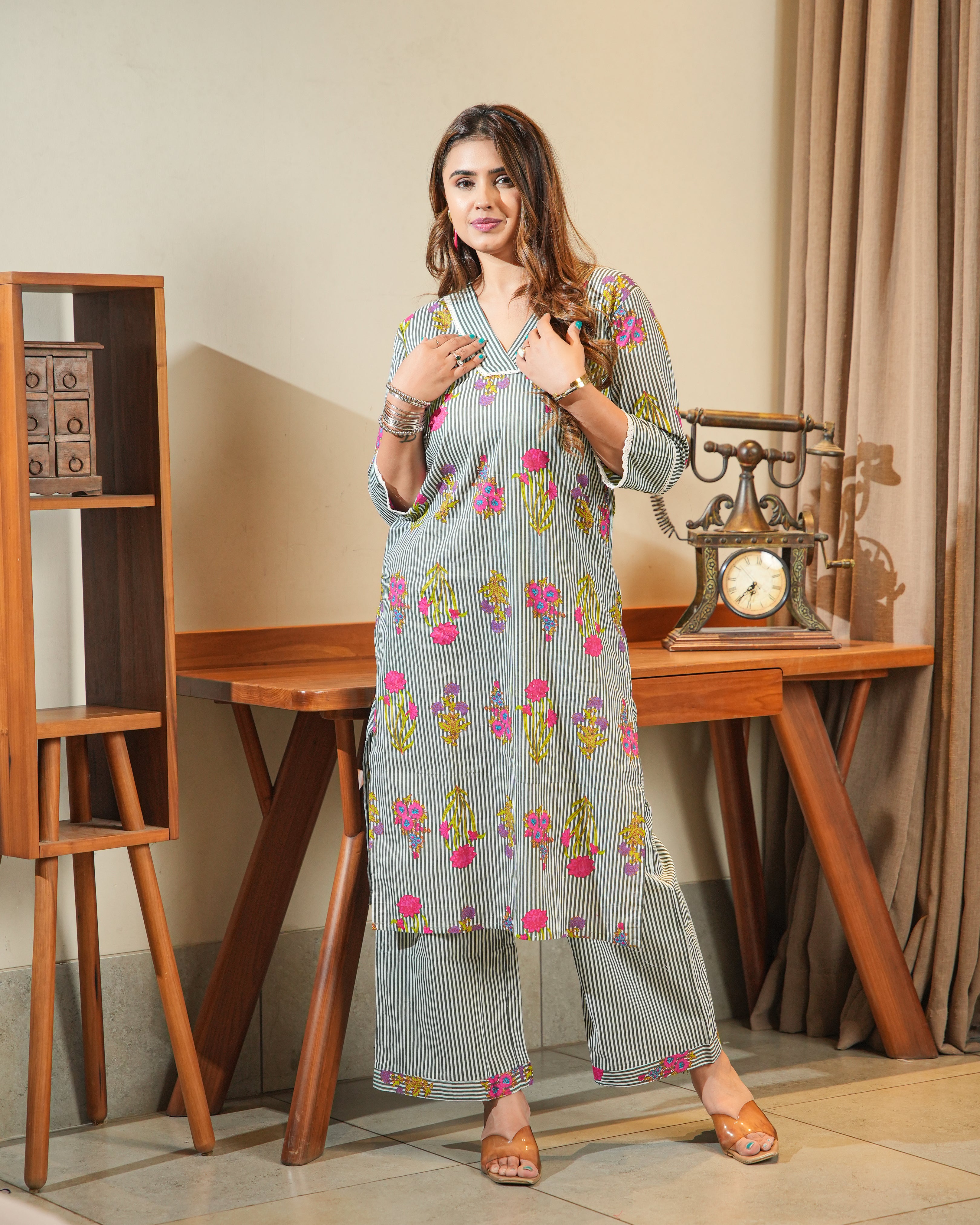 RANI - Striped Grey Floral Printed Cotton Kurta Set