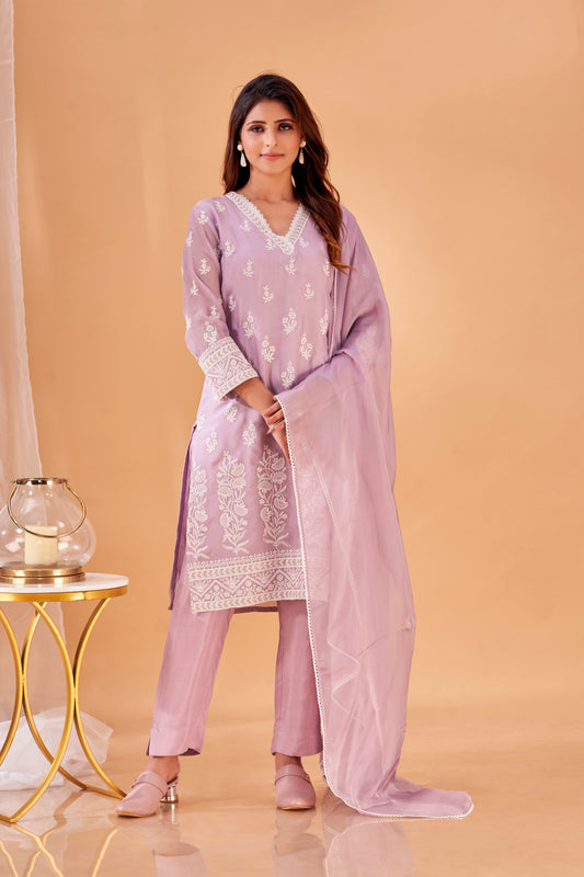 Lilac Reverie – Lavender Embroidered Kurta Set in Viscose Organza
