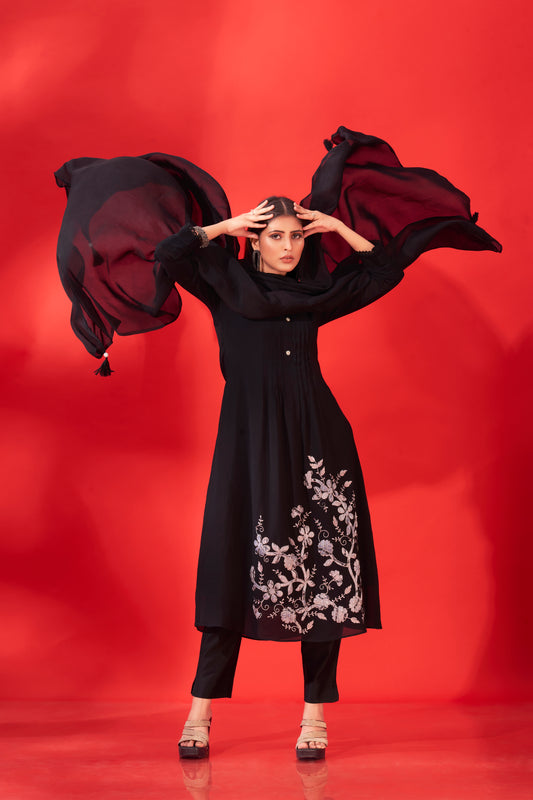 Midnight Garden – Black Embroidered Kurta Set in PV Chanderi
