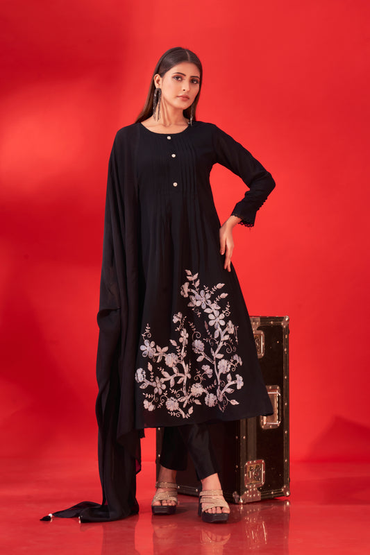 Midnight Garden – Black Embroidered Kurta Set in PV Chanderi