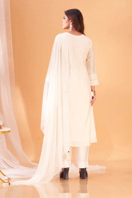 Moonlit Bloom – Off-White Floral Kurta Set in PV Chanderi